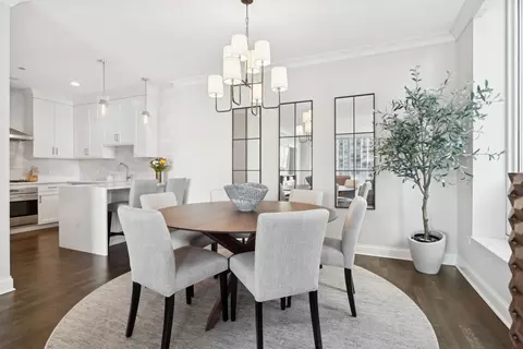 Dining - 10 E Delaware Pl #16E, Chicago, IL 60611 photo 3 of 5