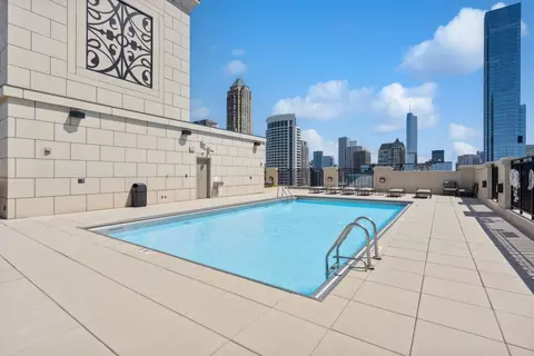 Exterior - 10 E Delaware Pl #16E, Chicago, IL 60611 photo 3 of 4