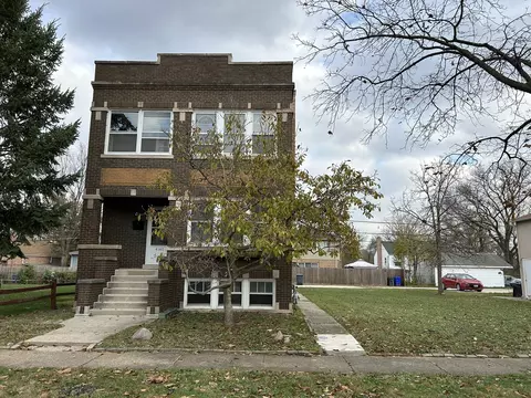 4147 Maple Ave, Lyons, IL 60534