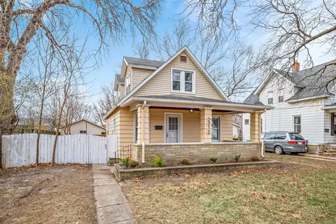 2212 N Church St, Rockford, IL 61103