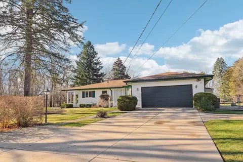 3340 Sharon Pl, Zion, IL 60099