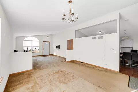 Living - 14949 Albany Ave, Markham, IL 60428 photo 5 of 5