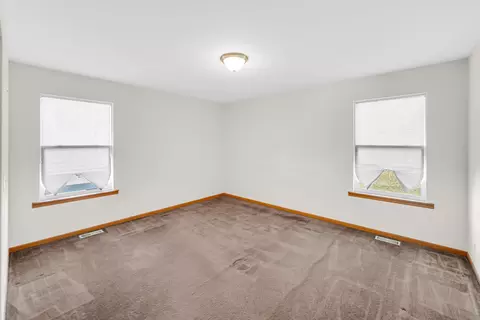 Bedroom - 14949 Albany Ave, Markham, IL 60428 photo 3 of 5
