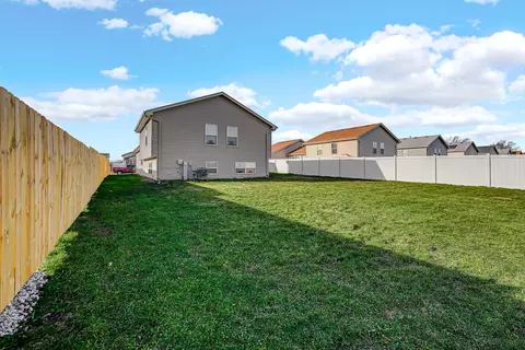 Exterior - 14949 Albany Ave, Markham, IL 60428 photo 3 of 7