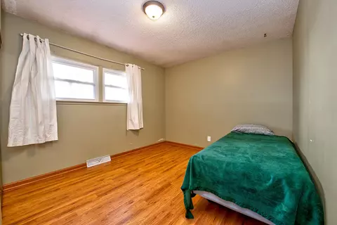 2016 Grandview Dr, Johnsburg, IL 60051 photo 14