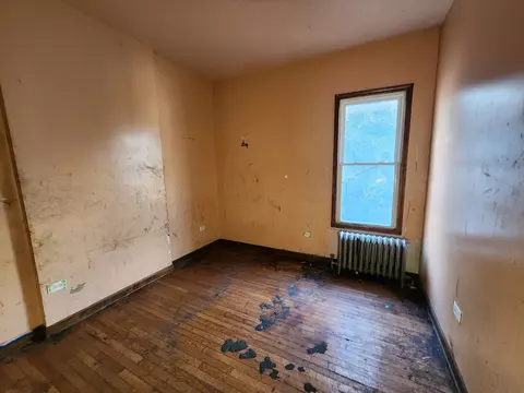 12210 S Lowe Ave, Chicago, IL 60628 photo 8