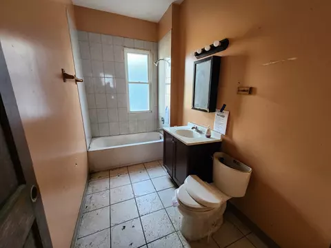 12210 S Lowe Ave, Chicago, IL 60628 photo 6