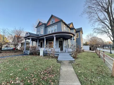 621 W Clark St, Champaign, IL 61820