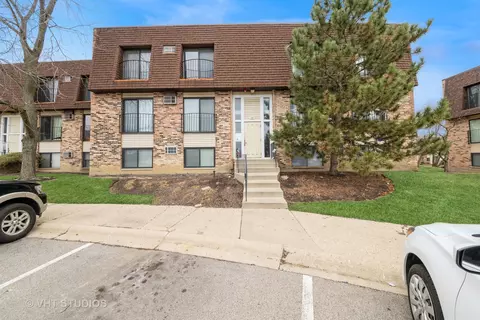 164 Waters Edge Dr #302, Glendale Heights, IL 60139