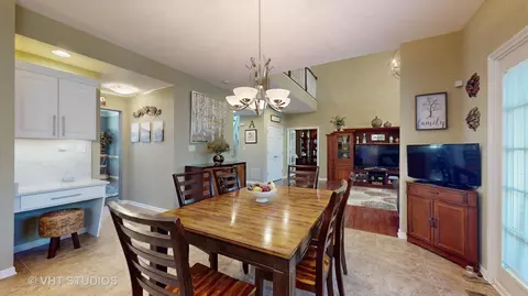 3503 Links Ct, Elgin, IL 60124 photo 8
