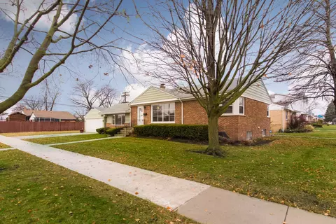 1524 S 5th Ave, Des Plaines, IL 60018 photo 2