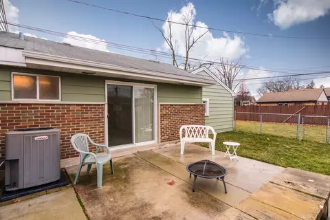 1524 S 5th Ave, Des Plaines, IL 60018 photo 29