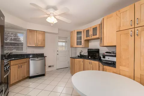1524 S 5th Ave, Des Plaines, IL 60018 photo 7