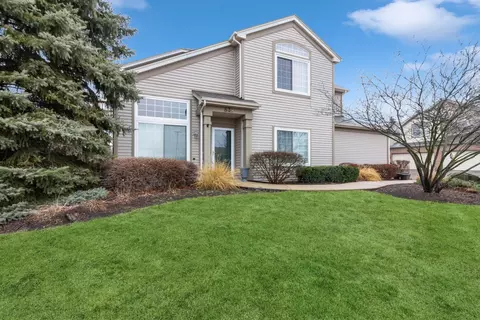839 Asbury Dr, Aurora, IL 60502
