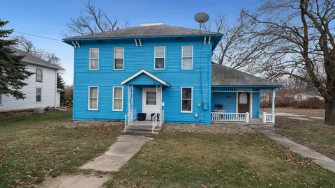 607 E Lincolnway, Morrison, IL 61270 photo 1