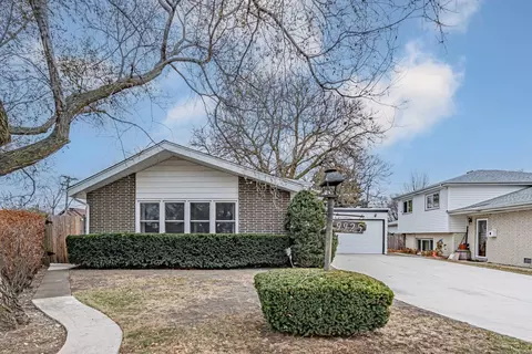 9925 Kedvale Ave, Skokie, IL 60076