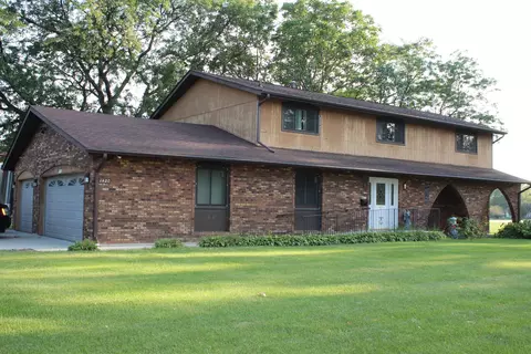 1400 W Black Rd, Joliet, IL 60435