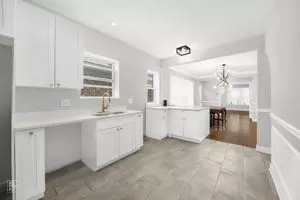 552 E 87th Pl, Chicago, IL 60619 photo 4