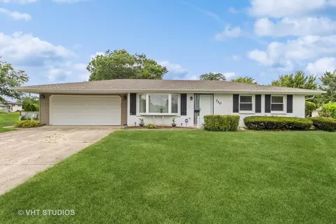 730 Sienna Dr, Schaumburg, IL 60193