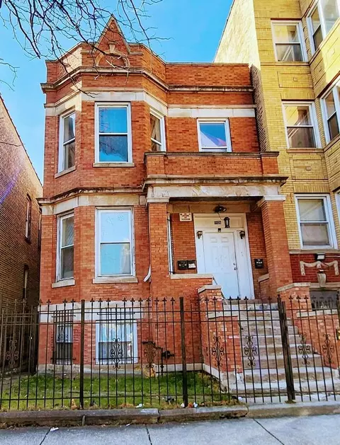 1426 S Avers Ave, Chicago, IL 60623