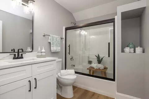 Bath - 13548 Capista Dr, Plainfield, IL 60544 photo 4 of 5