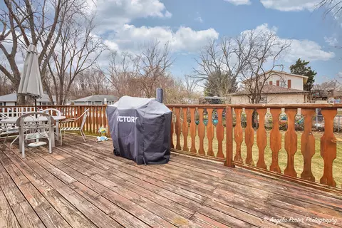 4214 Prairie Ave, Mchenry, IL 60050 photo 18