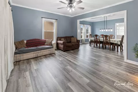 Living - 375 S Elm Ave, Kankakee, IL 60901 photo 2 of 2