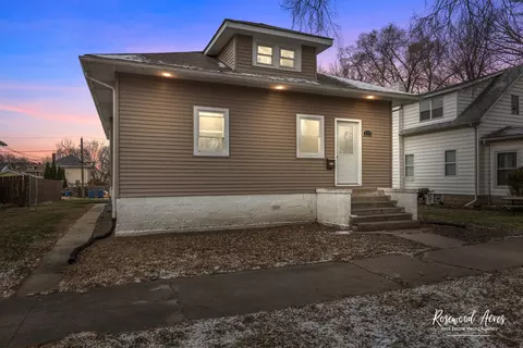 Exterior - 375 S Elm Ave, Kankakee, IL 60901 photo 3 of 4