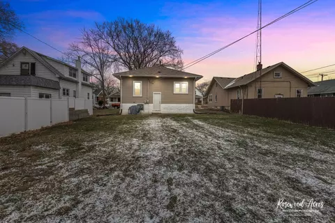 Exterior - 375 S Elm Ave, Kankakee, IL 60901 photo 4 of 4