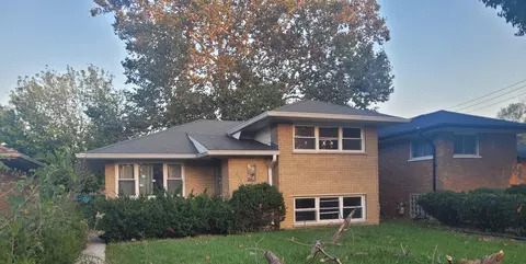 12153 S Loomis St, Chicago, IL 60643