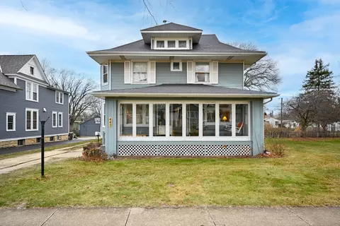 443 Summit Ave, West Chicago, IL 60185