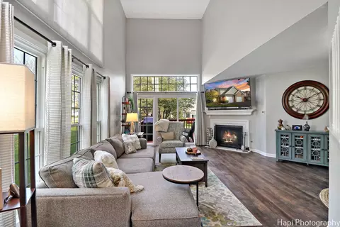 Living - 4800 Turnberry Dr, Hoffman Estates, IL 60010 photo 1 of 3