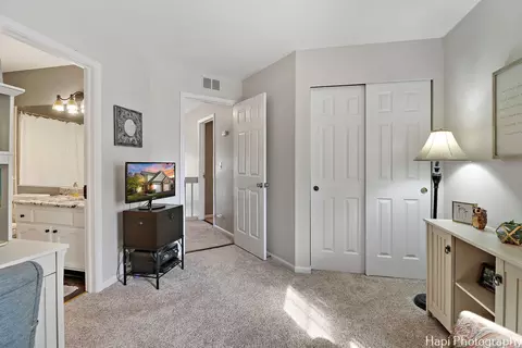 Other - 4800 Turnberry Dr, Hoffman Estates, IL 60010 photo 4 of 4