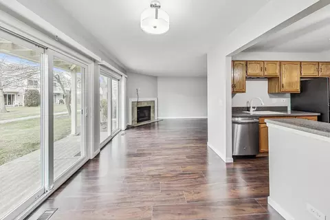 1400 Shore Ct #A1, Wheeling, IL 60090 photo 7