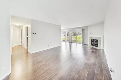 1400 Shore Ct #A1, Wheeling, IL 60090 photo 3
