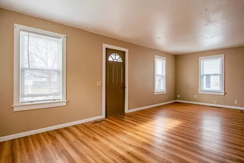 116 A St, Genoa, IL 60135 photo 5