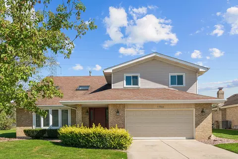 17543 Cloverview Dr, Tinley Park, IL 60477