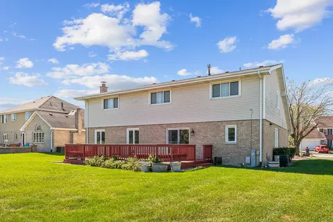 Exterior - 17543 Cloverview Dr, Tinley Park, IL 60477 photo 5 of 5