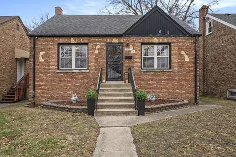 18021 School St, Lansing, IL 60438
