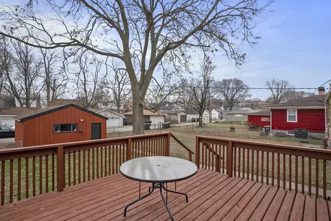 18021 School St, Lansing, IL 60438 photo 22