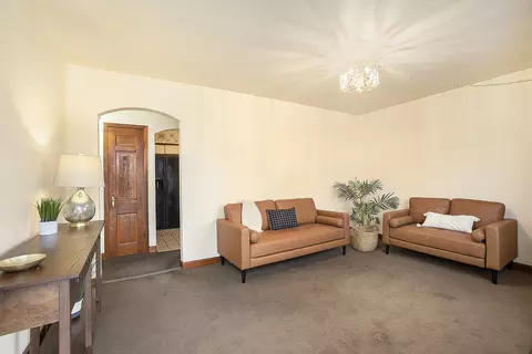 18021 School St, Lansing, IL 60438 photo 7