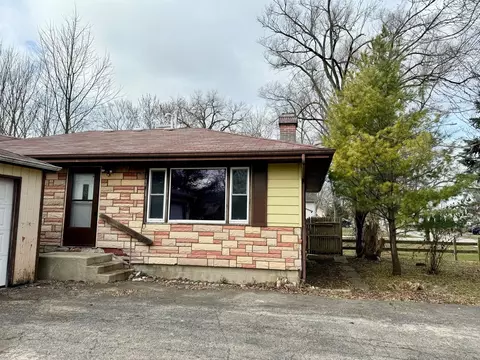 117 Arthur Ave, South Elgin, IL 60177