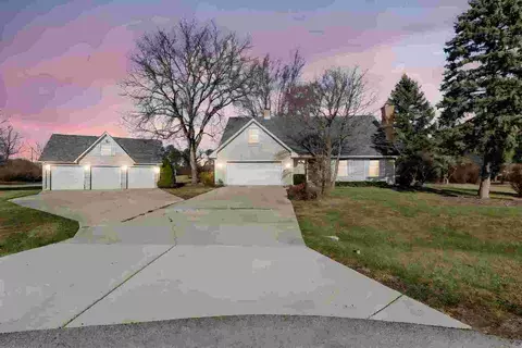 31649 N Rein Ct, Libertyville, IL 60048