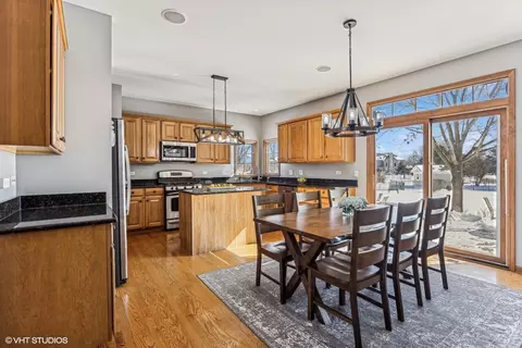 501 Clover Dr, Algonquin, IL 60102 photo 7