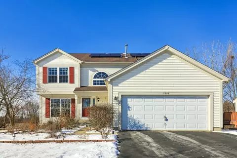 2646 Acorn Dr, Round Lake Beach, IL 60073