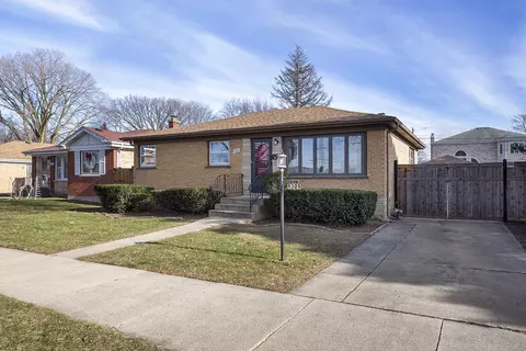 9309 Luna Ave, Morton Grove, IL 60053