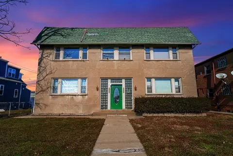 2338 Union St, Blue Island, IL 60406