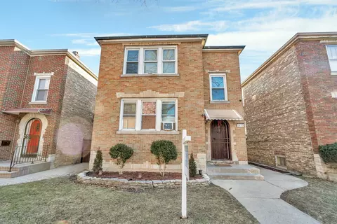 1633 Elmwood Ave, Berwyn, IL 60402