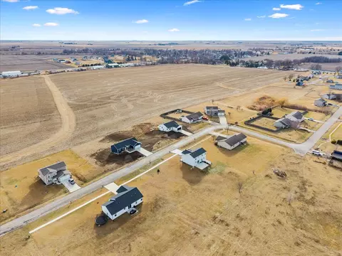 View/Area - 505 Maitland Dr, Carlock, IL 61725 photo 5 of 7