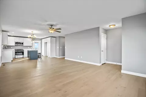 Living - 505 Maitland Dr, Carlock, IL 61725 photo 4 of 6